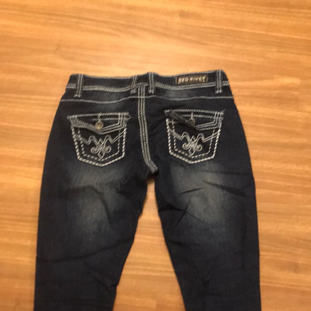 Red Rivet jeans - Picture 2 of 3